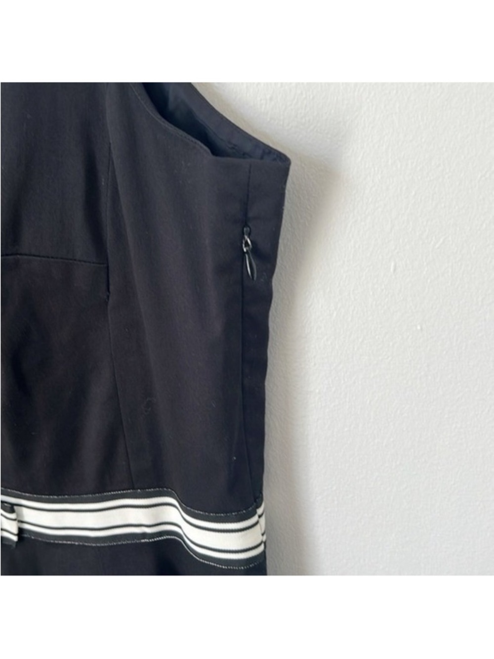 Cynthia Howie sz 8 Sleeveless Black dress fit flare snatched waist stripe ribbon - Picture 10 of 12